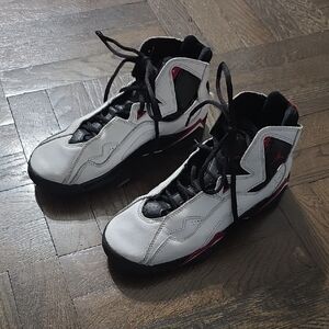 US 6.5Y Air Jordan YouthWhite Black Red Nike Retro Comfort Style True Flight NIB